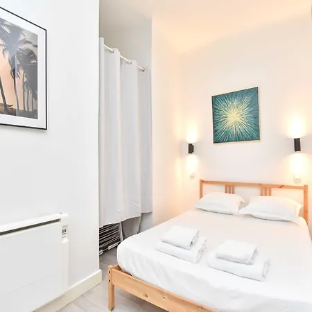 1bdr W Mezzanine - Flandrin Trocadero Apartment *